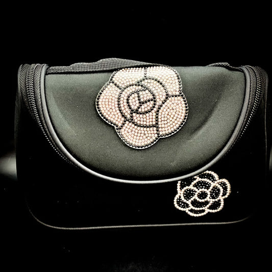 NEW/開運ポーチ【厳選魔術師極秘万能黒魔術】ミュトス・オモルフォス