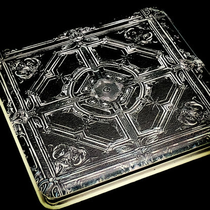 魅力アップ・才能開花で真の願いを叶える！【独占召喚魔術】アレイスターの鏡＜NEWデザイン＞