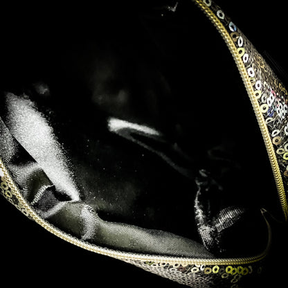 NEW・魅力アップで愛する人を独り占め【恋愛黒魔術】黒結の煌めき