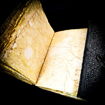 願望成就を引き寄せる書記魔術 黒魔術アイテム「スティグマ・ノート」
