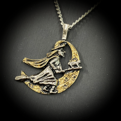 富を呼び、財を育てる魔女の金財秘術【黒魔術アクセサリー】ルナ・メディチ